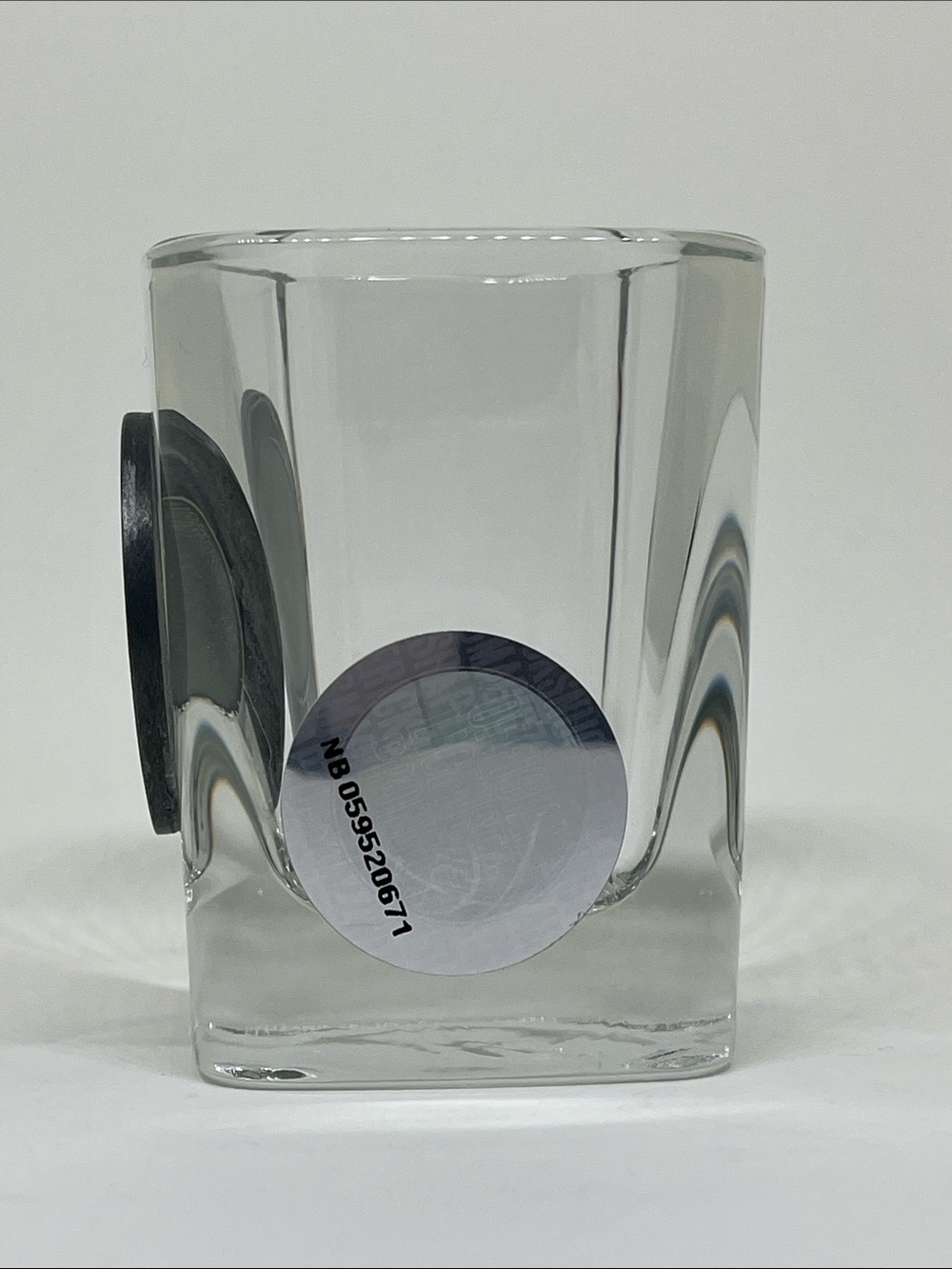 Los Angeles Lakers Clear Square Shot Glass - NBA - Picture 2 of 6